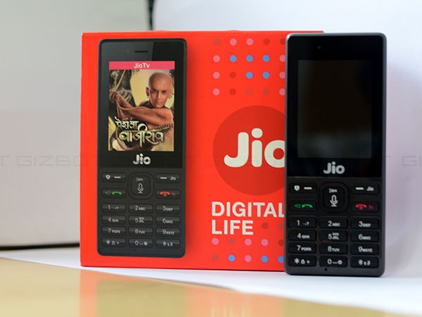 જિયોફોન OLX પર લિસ્ટ, કિંમત 700 રૂપિયાથી શરૂ જિયોફોન OLX પર લિસ્ટ, કિંમત 700 રૂપિયાથી શરૂ