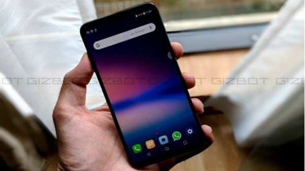 LG V40 ThinQ લોન્ચ તારીખ જાહેર: પાંચ કેમેરા, SD 845 SoC શક્યતા LG V40 ThinQ લોન્ચ તારીખ જાહેર: પાંચ કેમેરા, SD 845 SoC શક્યતા