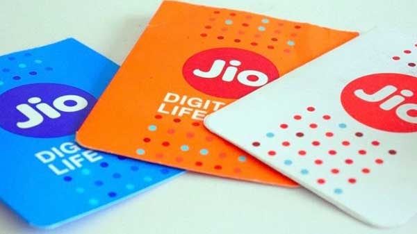 રિલાયન્સ જીઓ ને સેવા ની અંદર ડિસરપશન જોવા મળી શકે છે.