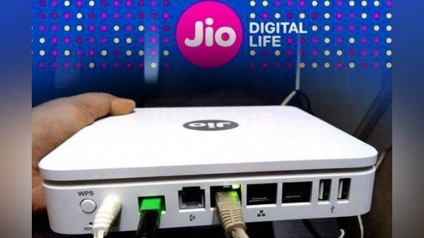 Reliance jio gigafiber નો એક્ટીવેશન નો આ મેલ ખોટો છે Reliance jio gigafiber નો એક્ટીવેશન નો આ મેલ ખોટો છે