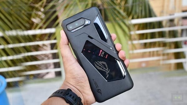 Asusનો ગેમિંગ સ્માર્ટ ફોન ROG Phone 6 થયો લોન્ચ. જાણો કેમ ગેમિંગ માટે Asusનો ગેમિંગ સ્માર્ટ ફોન ROG Phone 6 થયો લોન્ચ. જાણો કેમ ગેમિંગ માટે